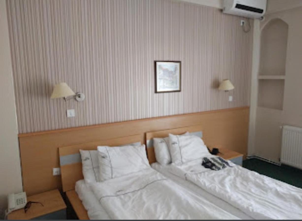 Hotel Bluebell Ohrid Exterior photo