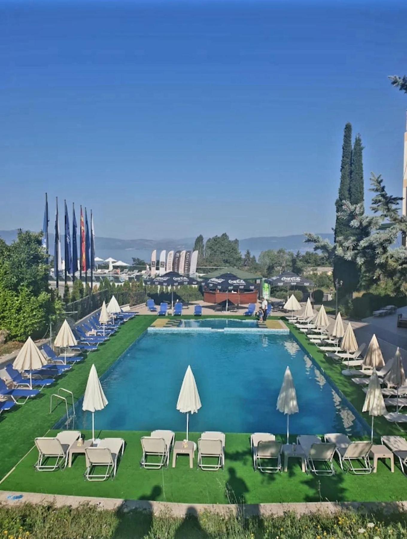 Hotel Bluebell Ohrid Exterior photo